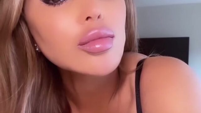 Larsa Pippen is exposed video showing off her big breasts!!!