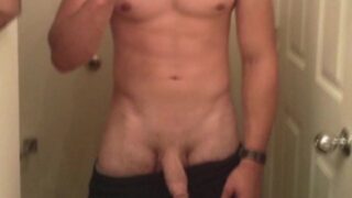 Luigi Mangione is exposed nude selfie showing off his big cock!!!